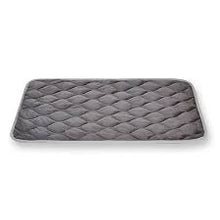 Self-Heating Thermal Pet Mat – Washable Reflective Insulation Bed with Anti-Slip Base